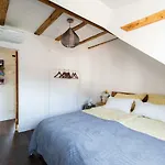 Vintage Meets Moderne *