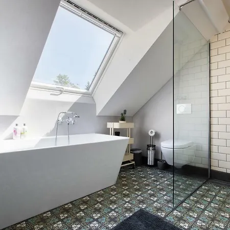 Vintage Meets Moderne *